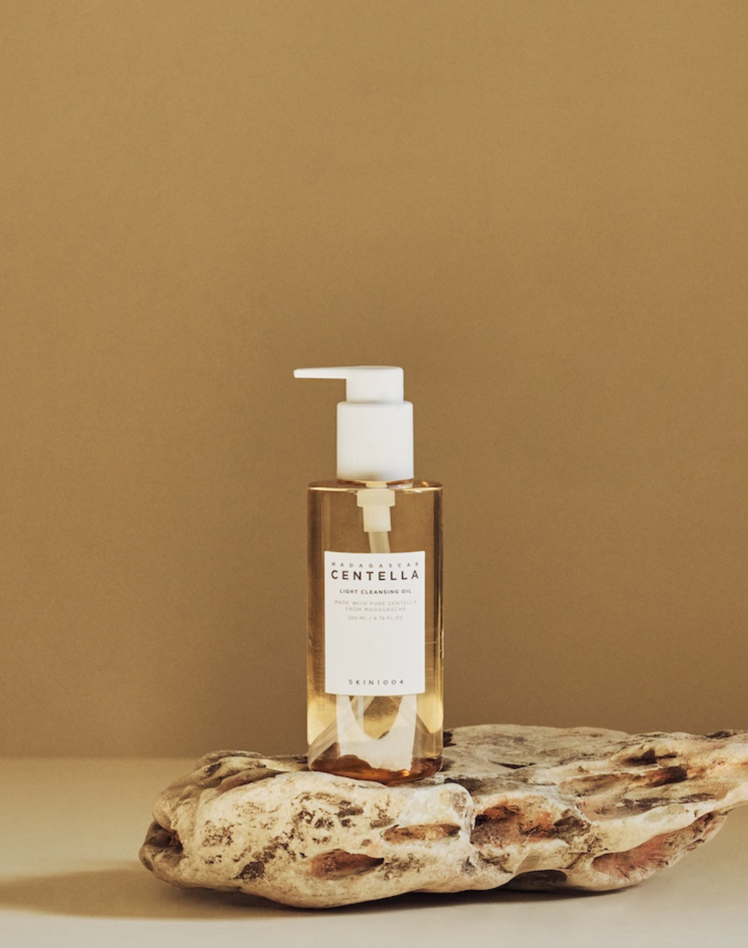 Korean Skincare Skin1004 Madagascar Centella Light Cleansing Oil Product Photo2