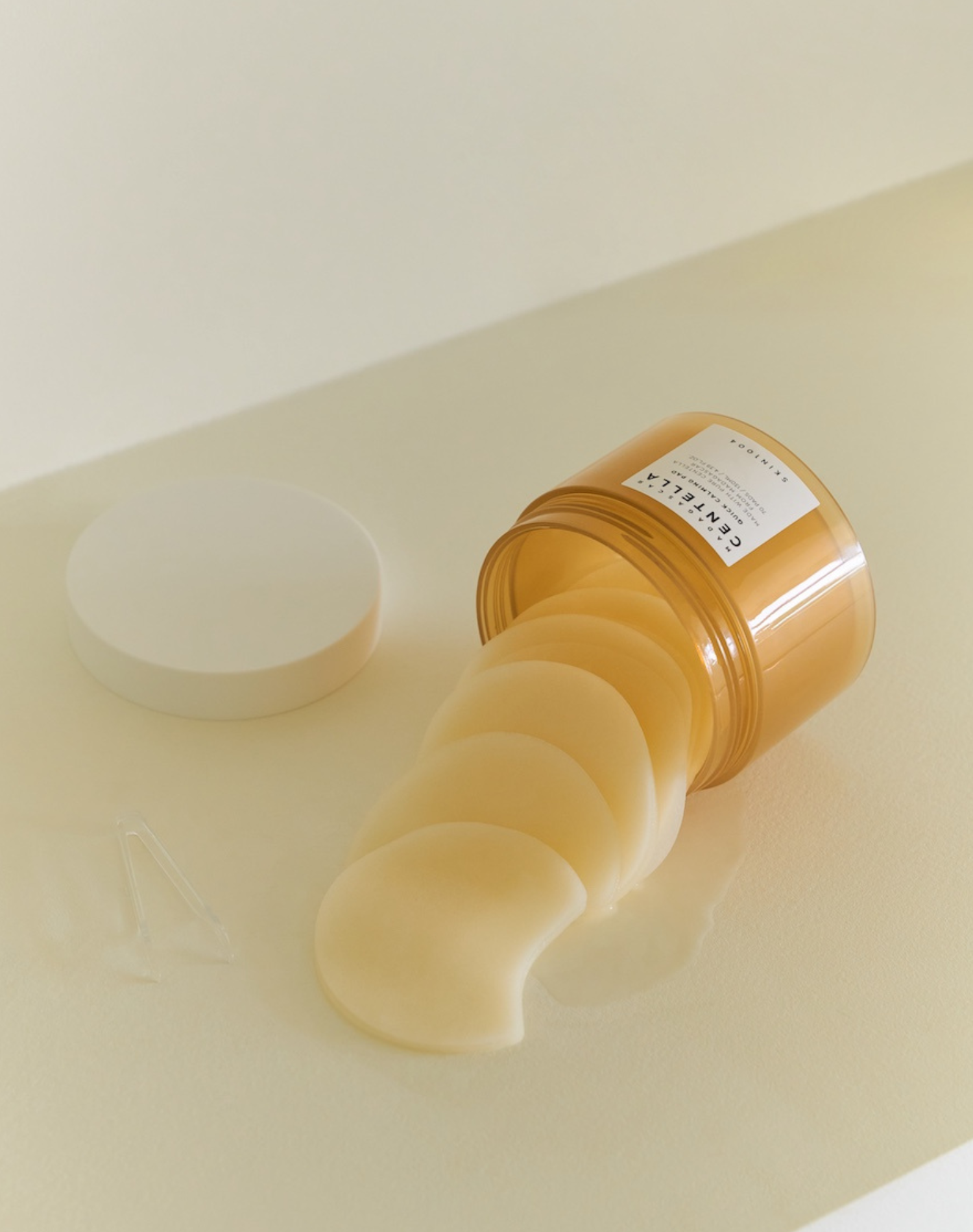 Korean Skincare Skin1004 Madagascar Centella pH-Balancing Quick Calming Pad Product Photo